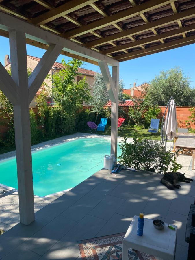 Cugnaux Toulouse Metropole Ouest Chambre Privee De Luxe - Sdb Wc Privee Terrasse Piscine Aqua Bike Luaran gambar