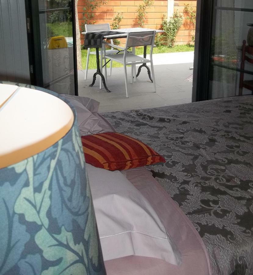 Cugnaux Toulouse Metropole Ouest Chambre Privee De Luxe - Sdb Wc Privee Terrasse Piscine Aqua Bike Luaran gambar